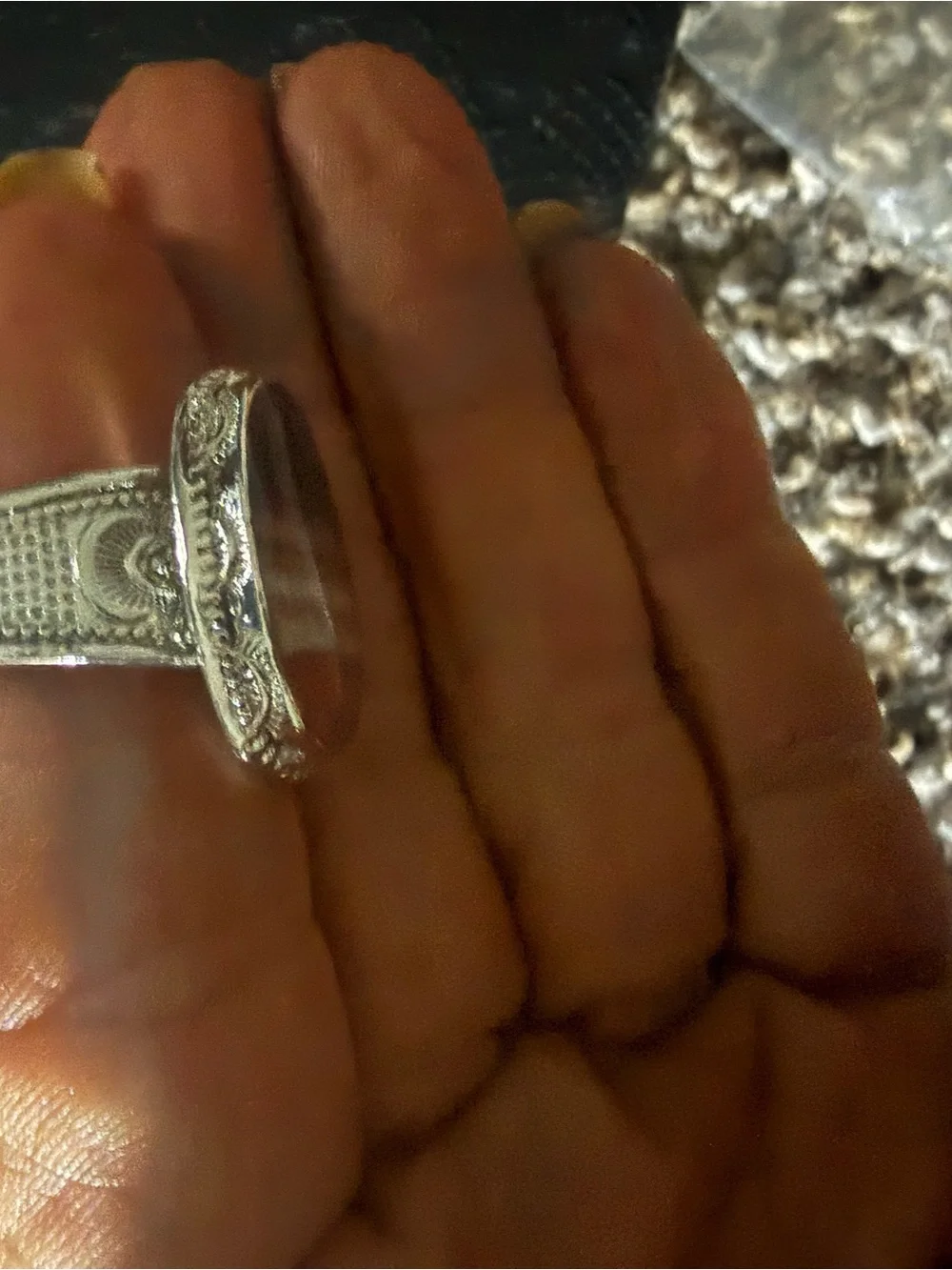 N/A silver tone